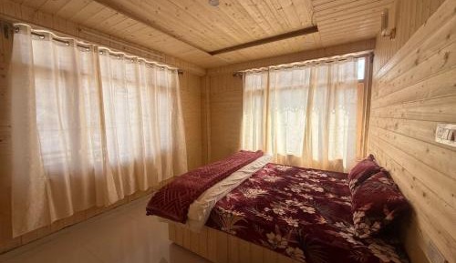 Double Room with Mountain View