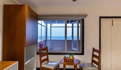 Deluxe Suite with Sea View