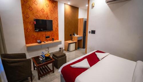 Superior King Room