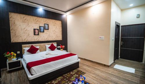 Deluxe King Room