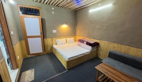Superior Double or Twin Room with Lake View