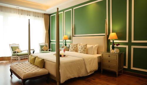 Heritage Executive Suite:10% Discount on Food and Beverages and Laundry Services, Welcome Drink on Arrival, Free Wi-Fi, Early Check-in and Late Check-out (Subject to Availbility), Complimentary room upgrade (Subject to Availability)