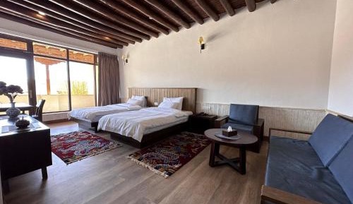 Twin Room with Mountain View