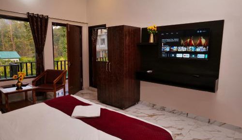 King Room with Balcony