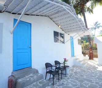 Double Room with Pool View