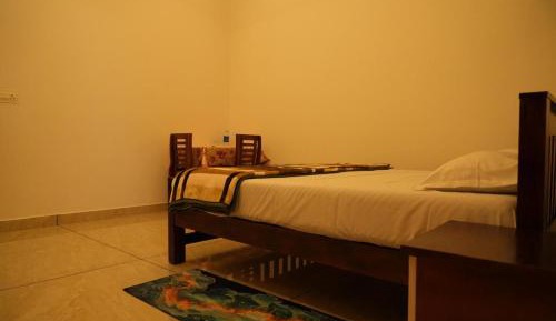 Economy Triple Room
