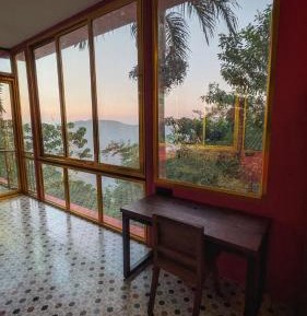 Studio with Mountain View