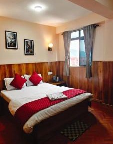 Double Room with Mountain View