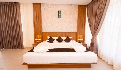 King Room with Lake View