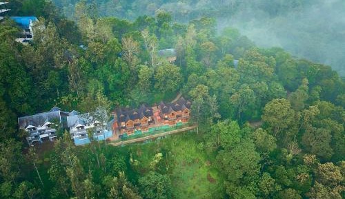Wooden House AC with Balcony