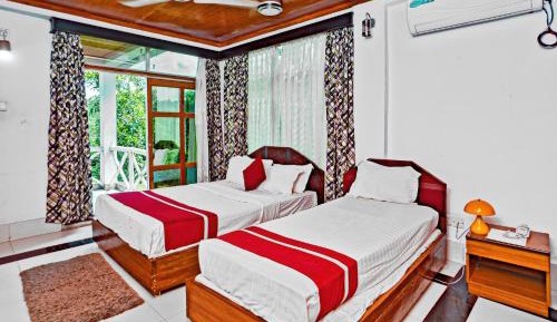Triple Room with Mountain View
