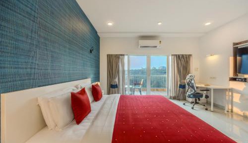 Deluxe Double Room with Balcony