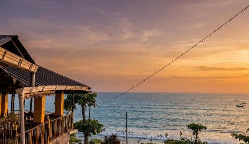 STANDARD DOUBLE ROOM WITH SEA VIEW