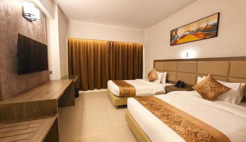 Standard Twin Room with Mountain View