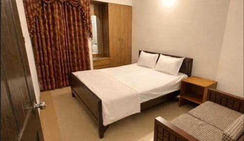 Deluxe Double Room with Side Sea View