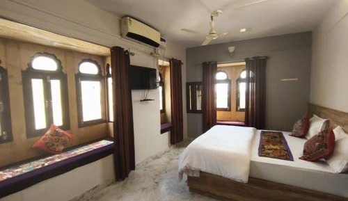 Double Room with Lake View