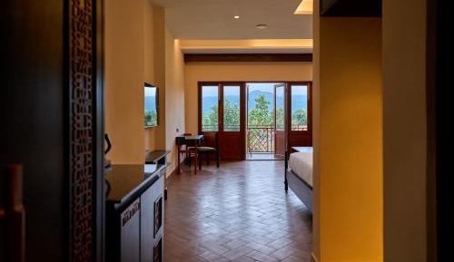 Double Room with Mountain View