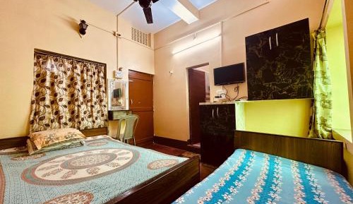 Economy Triple Room