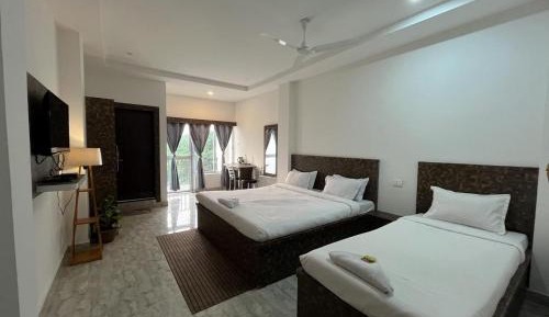 Executive Triple Room