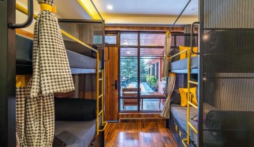 Bed in 4 Bed Mixed Dormitory 