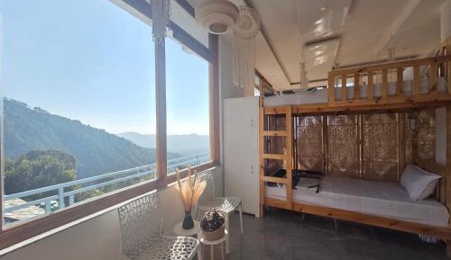 Bed in 8-Bed Mixed Dormitory Room