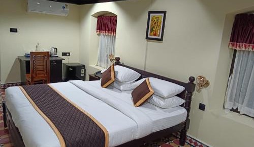 Standard King Room