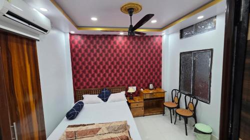 Large Single Room