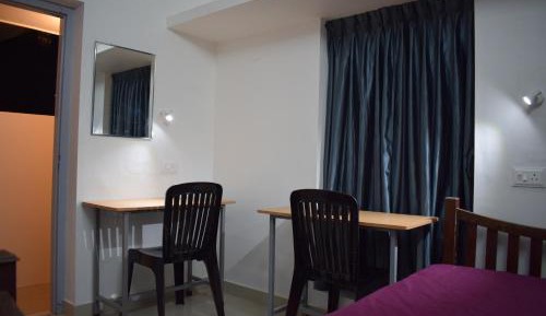 Twin Room with Shared Bathroom