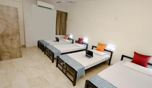 Bed in 4-Bed Mixed Dormitory Room
