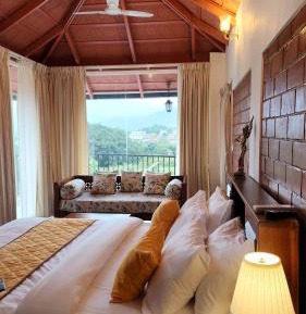 King Room with Mountain View