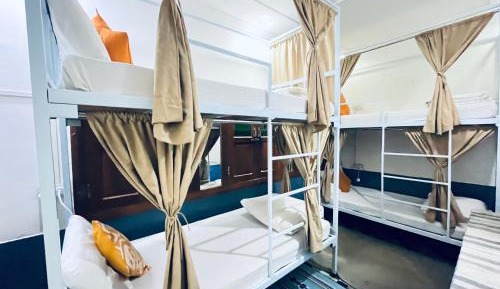 Bed in 4-Bed Mixed Dormitory Room