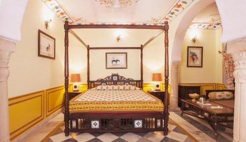 Royal Chamber 