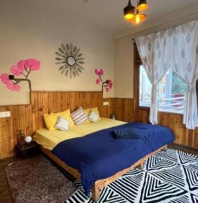 Double Room with Mountain View