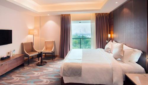 Suite with City View