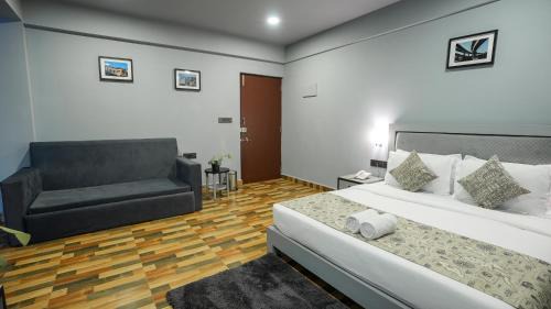 Quadruple Room with Balcony