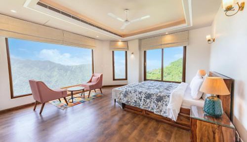 Two-Bedroom Apartment with Mountain View