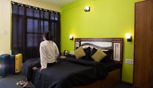 Double Room with Mountain View