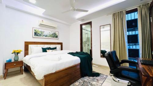 Superior Three-Bedroom Apartment