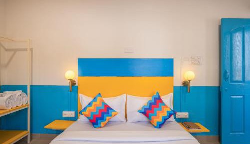 Deluxe Double A/C Room with Ensuite Bathroom