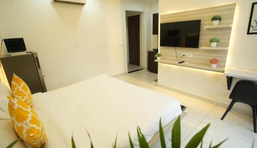 Deluxe Studio
