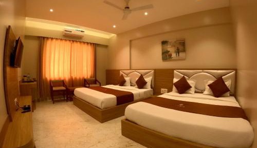 Deluxe Double Room- 984 foot from Temple 