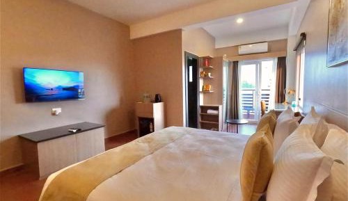 Deluxe Double Room with Balcony