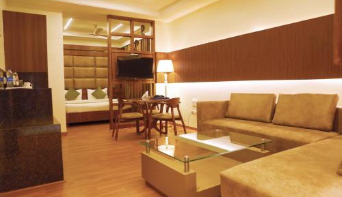 Standard Double Suite