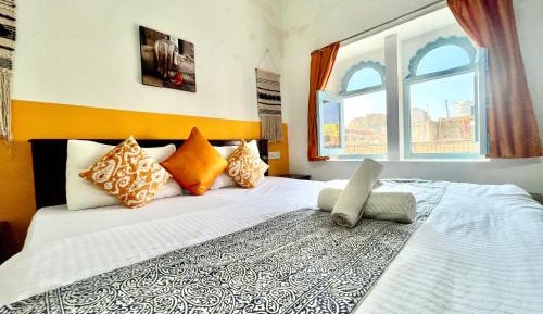 Deluxe Double Room with Castle View