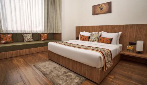 Deluxe King Room