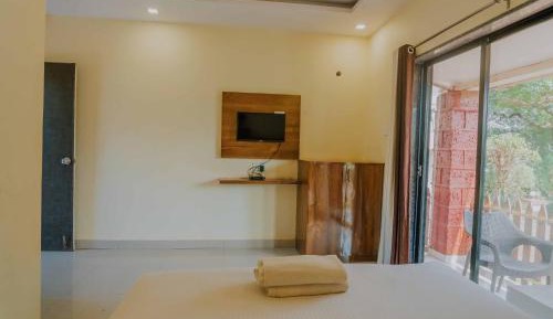King Room with Garden View