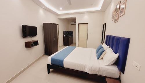 Deluxe Double Room with Balcony