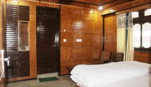 Double Room with Private Bathroom