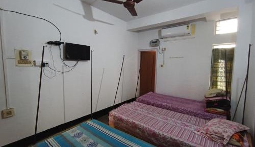 Triple Room with Private Bathroom