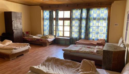 Bed in 6-Bed Mixed Dormitory Room